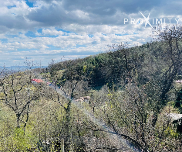 Krásna záhrada a chata s dychberúcim výhľadom – Červený breh, Košice