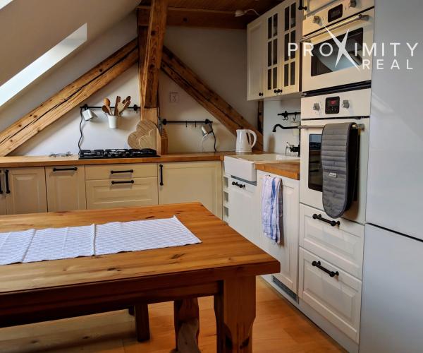 REZERVOVANÉ! Výnimočný, štýlový a 2,5 izbový byt s rozlohou 95 m² na Letnej ulici v Košiciach