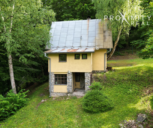 REZERVOVANÉ! VÝNIMOČNÁ CELOROČNÁ CHATA VO VEĽKEJ LODINE  S PANORAMATICKÝM VÝHĽADOM A MAGICKOU ATMOSFÉROU LESA