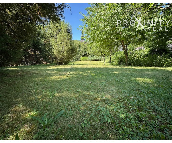 Priestranný dom vhodný na podnikanie  sídlo firmy