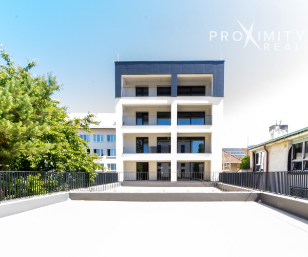 MESTSKÝ PARK - 4 izbový 171 m2 byt s priestranou terasou