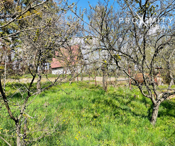 Krásna záhrada a chata s dychberúcim výhľadom – Červený breh, Košice