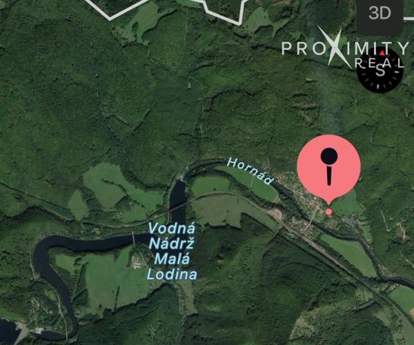 NA PREDAJ: Rozľahlá záhrada s drevenou chatou v nádhernom prostredí Lodiny, neďaleko Ružína