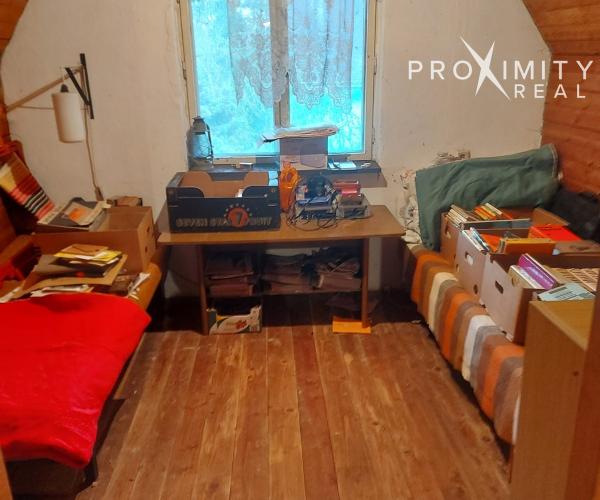 REZERVOVANÉ! Mončí potok - Na predaj murovaná chata s rovinatým pozemkom – pokoj prírody na dosah mesta