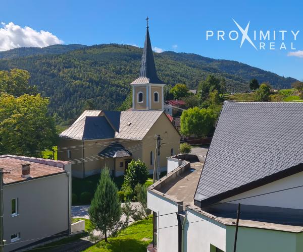 Na predaj priestranný gazdovský dom v obci Helcmanovce (okres Gelnica).