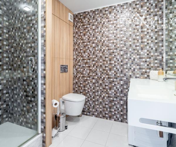 REZERVOVANÉ! Na predaj: Kompletne prerobený a zariadený 3-izbový byt na sídlisku Terasa v Košiciach