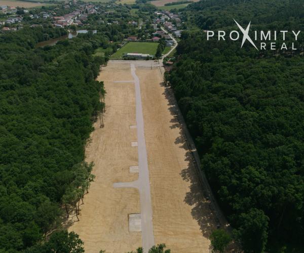 Na predaj investičné pozemky v obci Paňovce