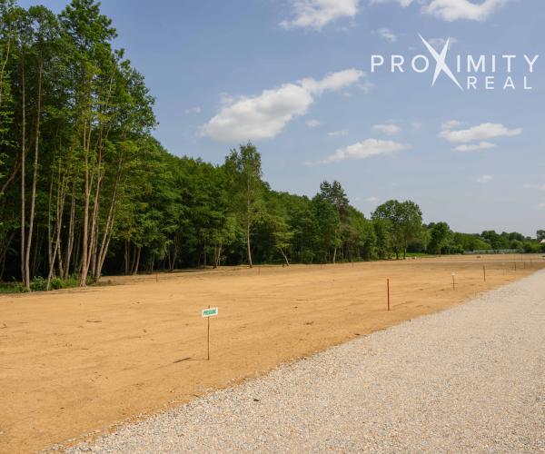 Na predaj investičné pozemky v obci Paňovce