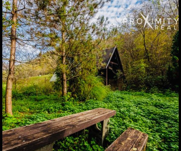 Na predaj: oplotená záhrada s chatkou vo Veľkej Lodine