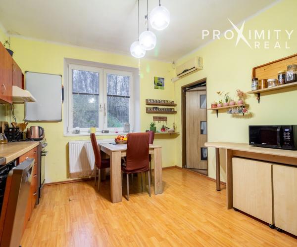 Dom pri lese s nádherným pozemkom – ideálne miesto pre tichý a kvalitný život