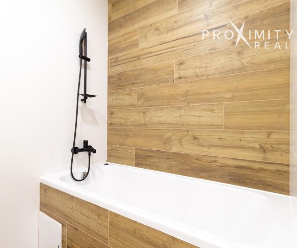 Krásny, kompletne zrekonštruovaný 2-izbový byt – Nad jazerom, Donská ulica (51 m²), ihneď voľný