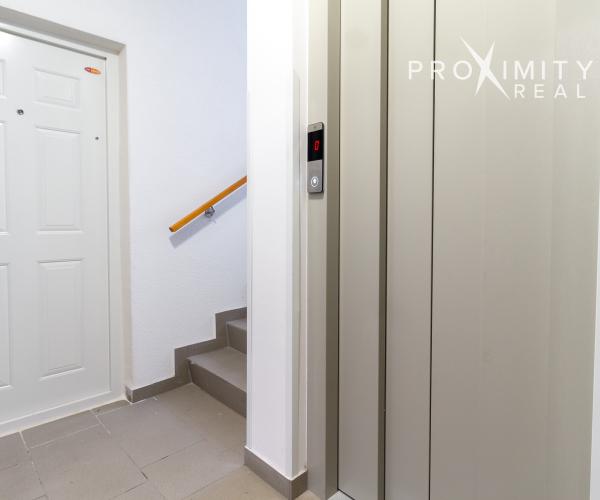 Krásny, kompletne zrekonštruovaný 2-izbový byt – Nad jazerom, Donská ulica (51 m²), ihneď voľný