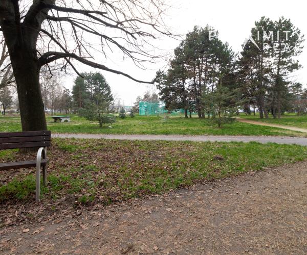 Krásny, kompletne zrekonštruovaný 2-izbový byt – Nad jazerom, Donská ulica (51 m²), ihneď voľný