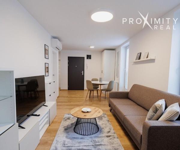 IHNEĎ VOĽNÝ - Moderný 2-izbový byt v novostavbe s parkovaním