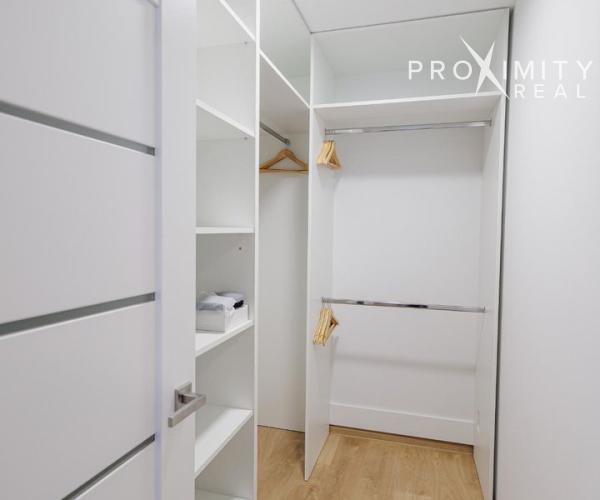 IHNEĎ VOĽNÝ - Moderný 2-izbový byt v novostavbe s parkovaním