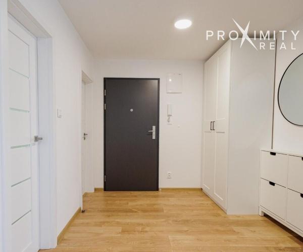 IHNEĎ VOĽNÝ - Moderný 2-izbový byt v novostavbe s parkovaním