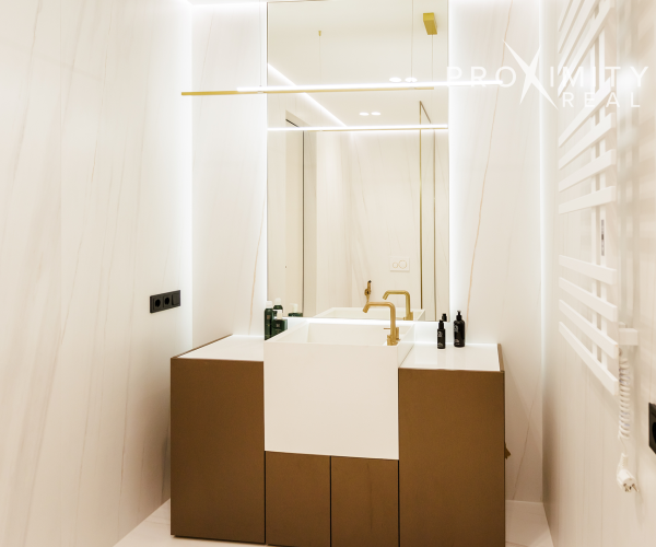 DREAM CITY, centrum Užhorod, dizajnový 3-izbový byt 115 m²