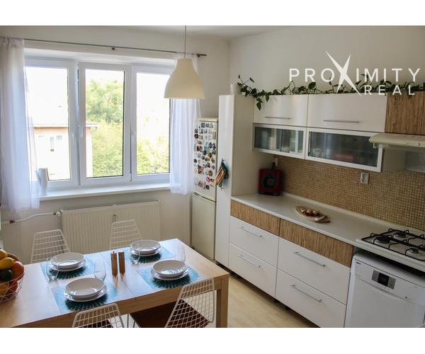 2- izb. tehlový byt Sever - Obrancov mieru - kompletne zariadený