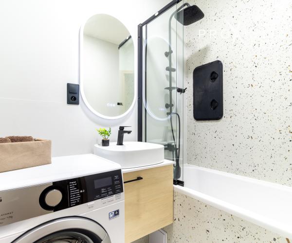 Predaj:1,5-izbový byt,komplet.rekonštrukcia, Titogradská,KVP