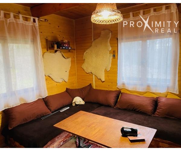 Útulná drevená chata pri jazere -Vyšná Kamenica