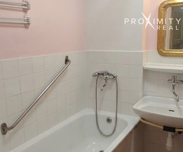 NADČASOVÝ SKVOST V SRDCI MALEJ PRAHY: 3-izbový tehlový byt - Zimná, Košice