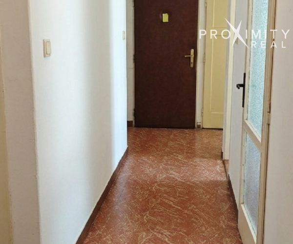 NADČASOVÝ SKVOST V SRDCI MALEJ PRAHY: 3-izbový tehlový byt - Zimná, Košice