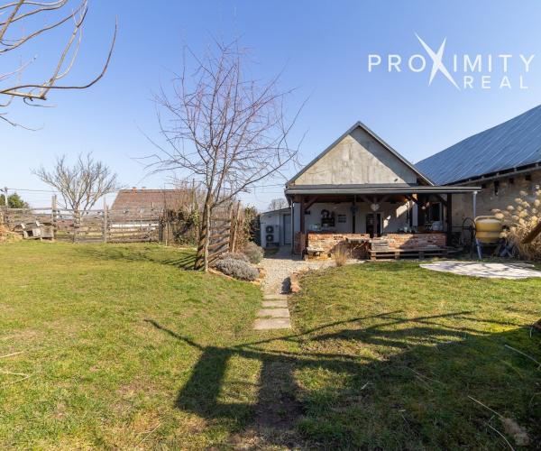 Rodinný dom s možnosťou rozšírenia bývania a veľkým pozemkom – Valaliky