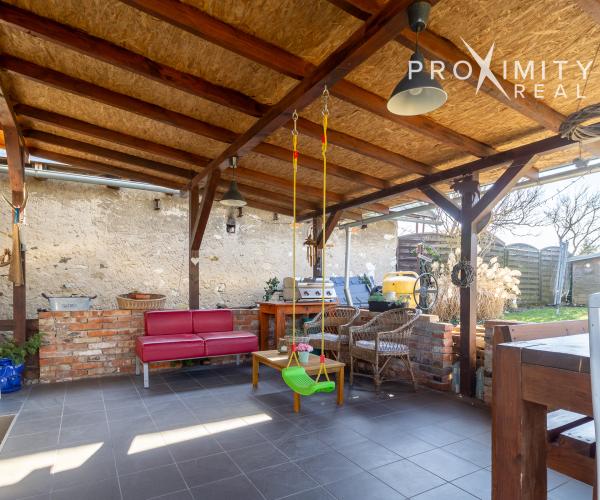 Rodinný dom s možnosťou rozšírenia bývania a veľkým pozemkom – Valaliky