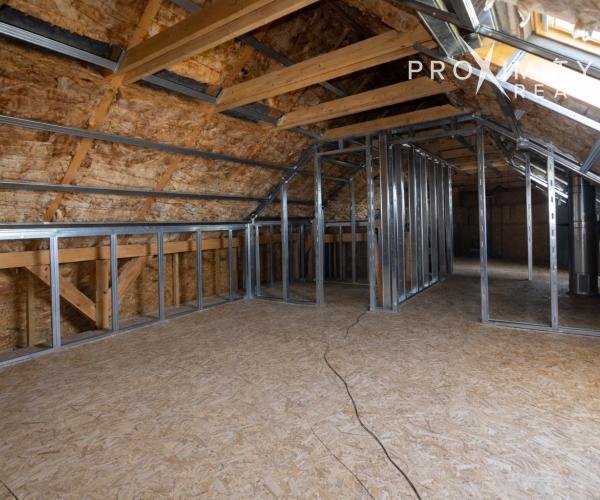 Rodinný dom s možnosťou rozšírenia bývania a veľkým pozemkom – Valaliky