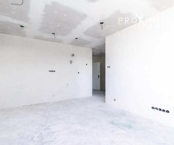 MODERNÉ BÝVANIE NA TERASE: Čerstvá rekonštrukcia 1,5 izb. bytu v srdci Košíc