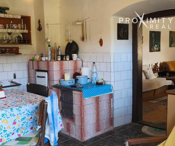 Na predaj priestranný gazdovský dom v obci Helcmanovce (okres Gelnica).