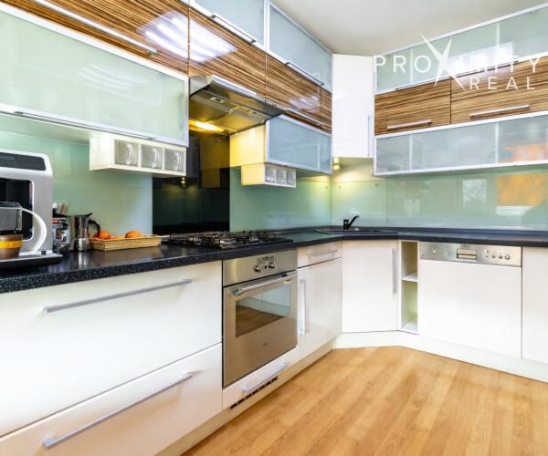 Bývanie s dušou Starého Mesta: Zrekonštruovaný „Pražak" na Kuzmányho ulici v Košiciach