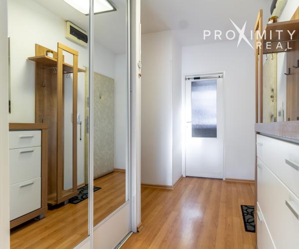 Bývanie s dušou Starého Mesta: Zrekonštruovaný „Pražak" na Kuzmányho ulici v Košiciach