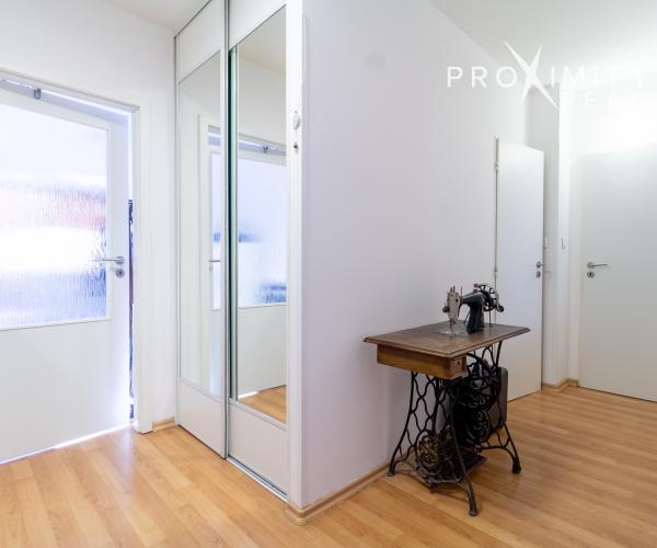 Bývanie s dušou Starého Mesta: Zrekonštruovaný „Pražak" na Kuzmányho ulici v Košiciach