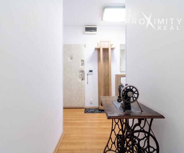 Bývanie s dušou Starého Mesta: Zrekonštruovaný „Pražak" na Kuzmányho ulici v Košiciach