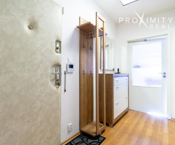 Bývanie s dušou Starého Mesta: Zrekonštruovaný „Pražak" na Kuzmányho ulici v Košiciach