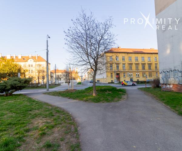 Bývanie s dušou Starého Mesta: Zrekonštruovaný „Pražak" na Kuzmányho ulici v Košiciach