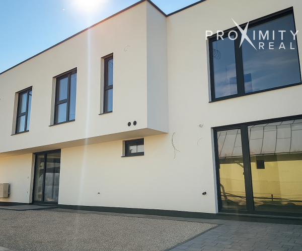 SKOLAUDOVANÉ-VILADOMY PEREŠ  3 izb. byt s vlastnou záhradou a 2xparkovanie