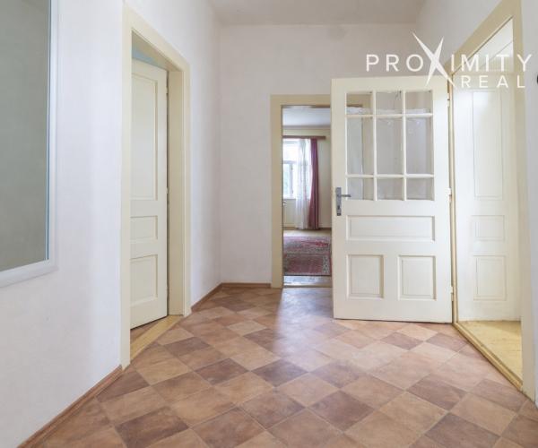 Nádherný gazdovský dom v obci Rešica