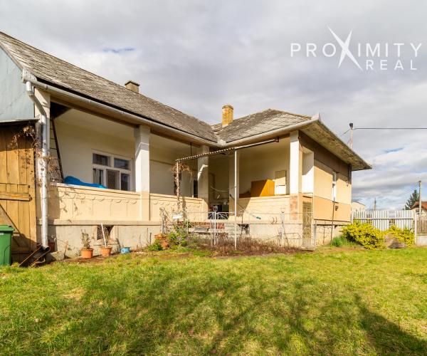 Nádherný gazdovský dom v obci Rešica