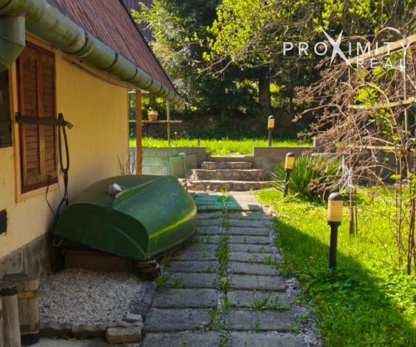 Celoročne obývateľná chata na predaj len 50m od vodnej nádrže Ružín
