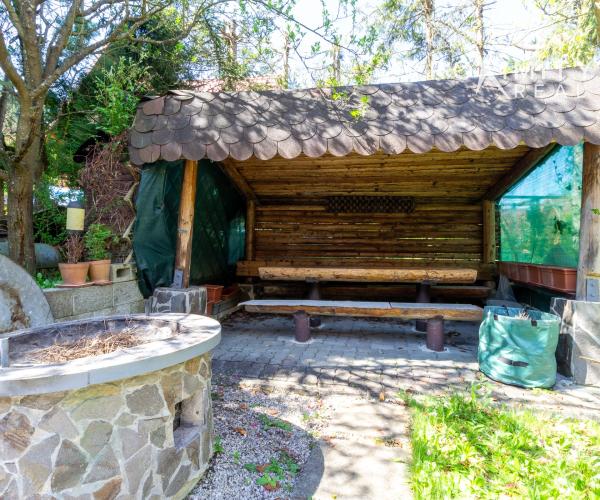 Celoročne obývateľná chata na predaj len 50m od vodnej nádrže Ružín