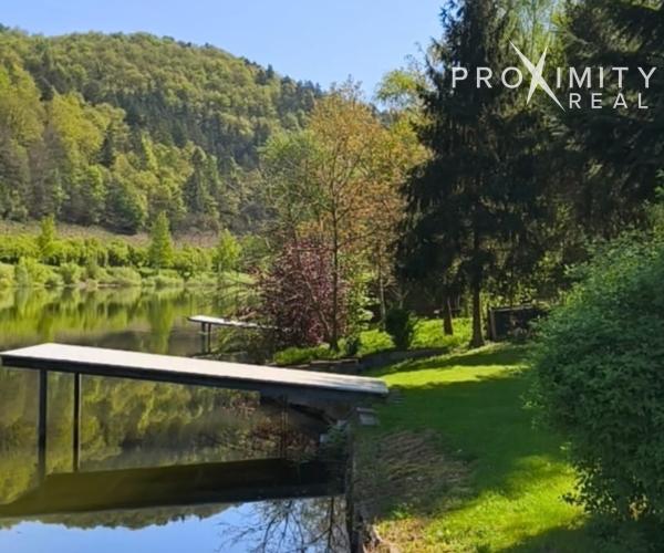 Celoročne obývateľná chata na predaj len 50m od vodnej nádrže Ružín