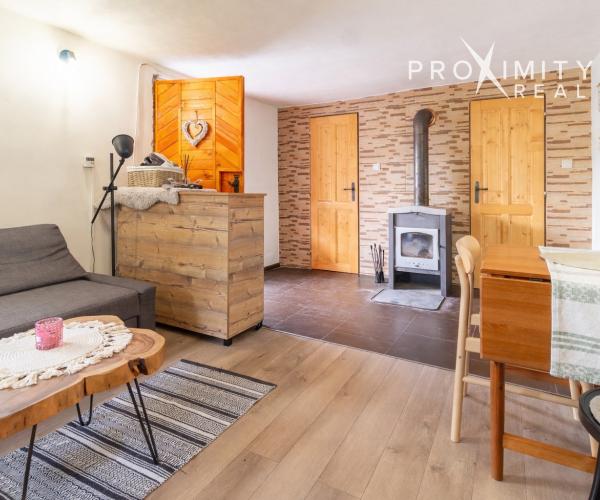 Novostavba - chata Ružín – 700 m od vody