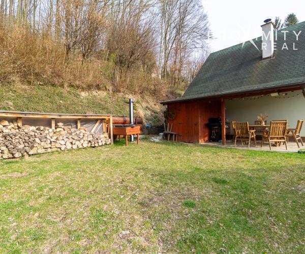Novostavba - chata Ružín – 700 m od vody