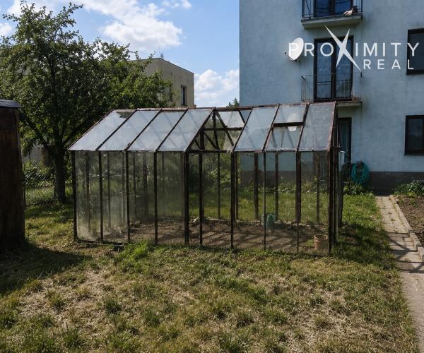 💎 Bývanie s atmosférou rodinného domu: 3-izbový byt so záhradou a garážou Prešov