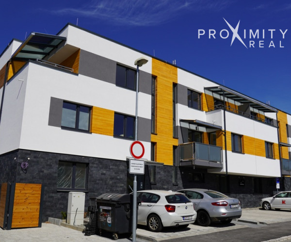 Luxusný 3-izb. byt s terasou a privátnym dvorom, Trnavská ul