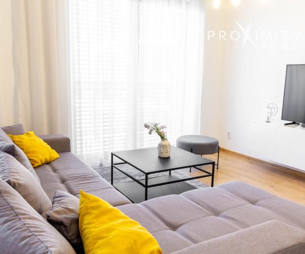 Residence Mestsky park - 3 rooms apartment, fully furnished, garage parking, Immediately free