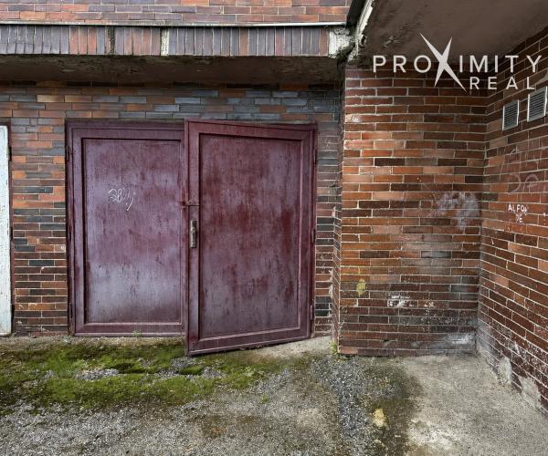 EXKLUZÍVNE NA PREDAJ: Nadštandardná garáž (34 m²) so samostatným vchodom – Košice, Krupinská ulica