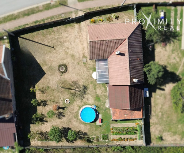 Na predaj: Rodinný dom v Nižnom Medzeve s garážou a pozemkom 849m2